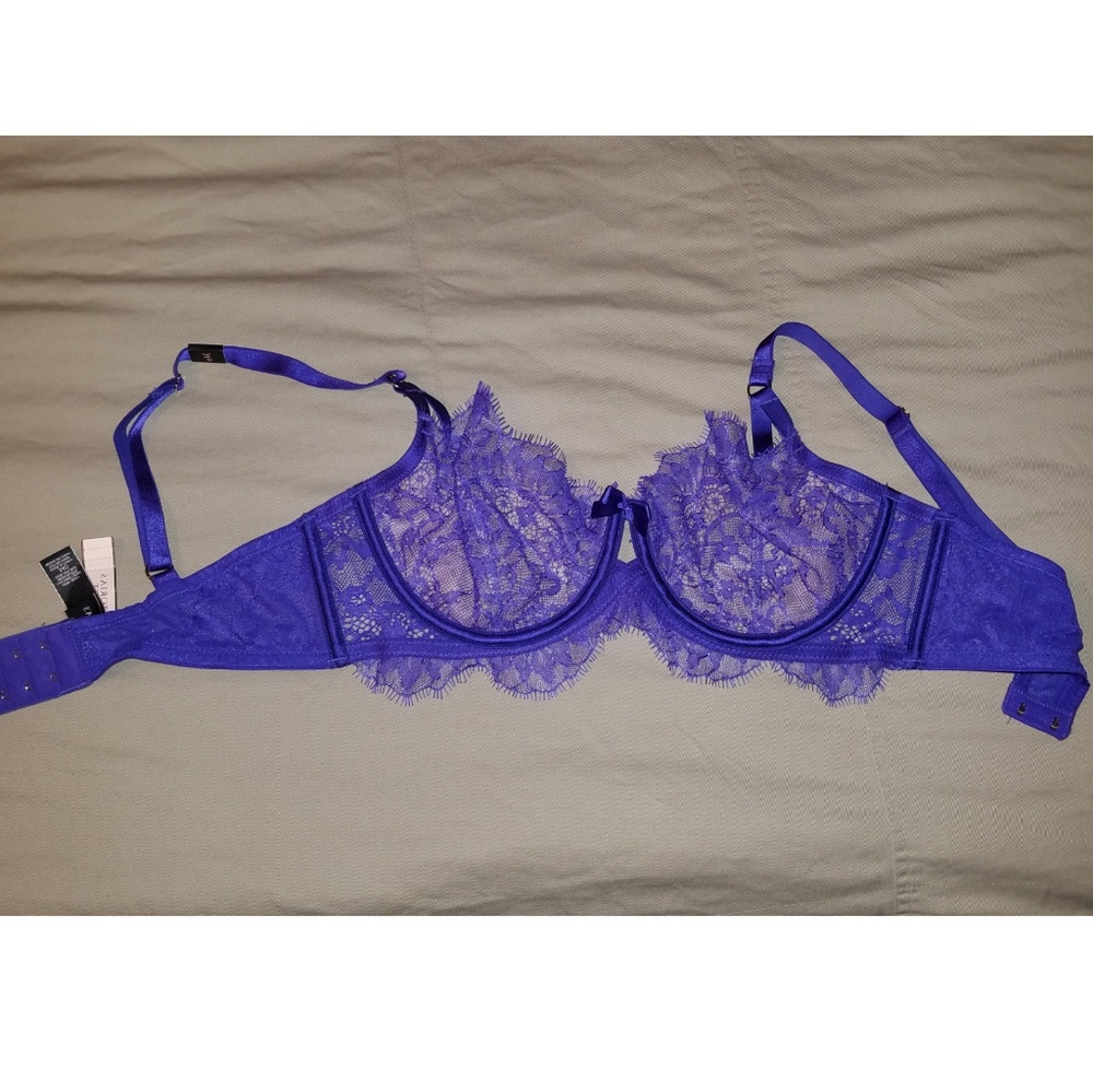 VS Bra
